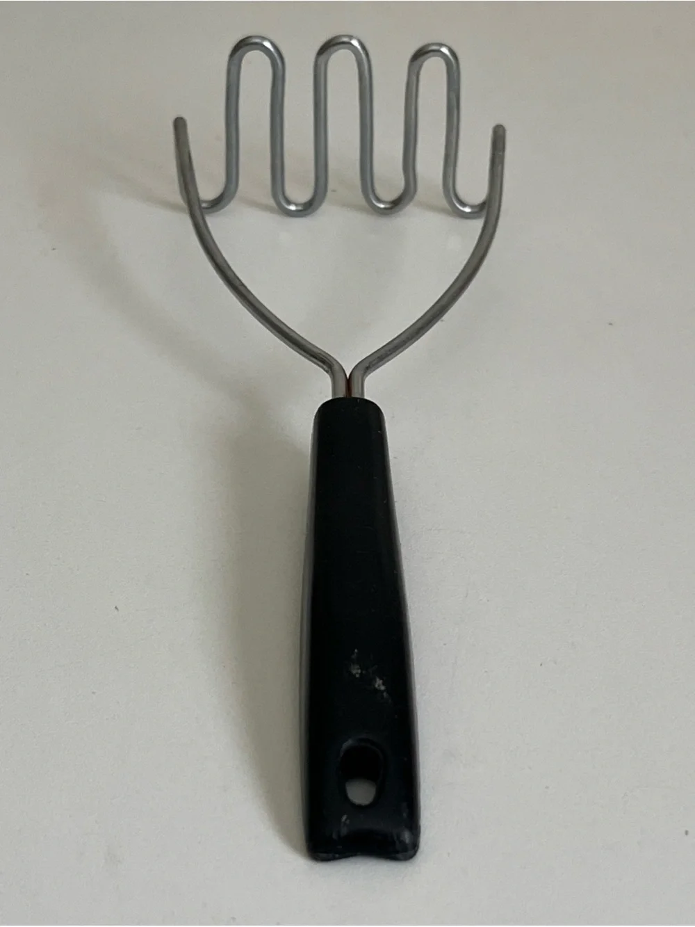 Vintage Ekco Potato Vegetable Masher Black Handle Stainless Steel 9.5”